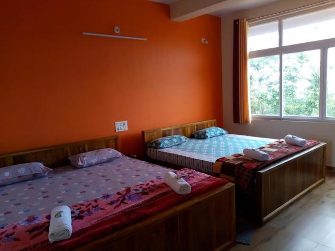 White Elephant Restaurant & Cottages Gokarna Gokarna  Buitenkant foto